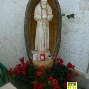 Arredo Giardino Lecce Arte Sacra Statua Padre Pio Nicchia